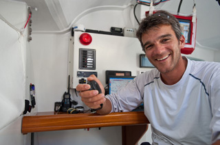 Des heures difficiles pour Frédéric Rivet à bord de Vendée 1... Des heures difficiles pour Frédéric Rivet à bord de Vendée 1...