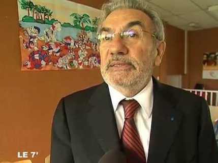 Le maire d'Angers rend public son cancer et sa prochaine hospitalisation Le maire d'Angers rend public son cancer et sa prochaine hospitalisation