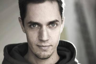 Retrouvez Cats On Trees, avec sur scène Grand Corps Malade le vendredi 21 mars 2014 pour un concert à Le Poire sur Vie à Salle De L'idonniere. En savoir plus sur http://85.agendaculturel.fr/concert/le-poire-sur-vie/salle-de-l-idonniere/grand-corps-malade-cats-on-trees.html#RqcvCajiFv1Jwu1U.99 Retrouvez Cats On Trees, avec sur scène Grand Corps Malade le vendredi 21 mars 2014 pour un concert à Le Poire sur Vie à Salle De L'idonniere. En savoir plus sur http://85.agendaculturel.fr/concert/le-poire-sur-vie/salle-de-l-idonniere/grand-corps-malade-cats-on-trees.html#RqcvCajiFv1Jwu1U.99