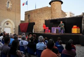 La 6 ème édition du Festival débute ce soir à 21h00 à la Tour d'Arundel avec "Un petit jeu sans conséquence" La 6 ème édition du Festival débute ce soir à 21h00 à la Tour d'Arundel avec "Un petit jeu sans conséquence"