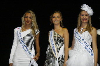 Camille au centre Camille au centre