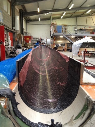 Bome en construction chez CDK, Photo : Y Zedda Bome en construction chez CDK, Photo : Y Zedda