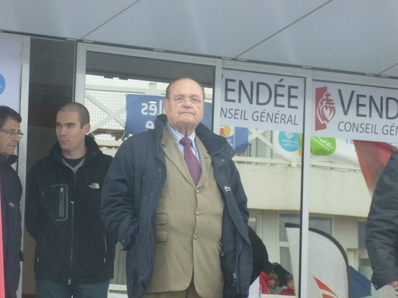 Louis Guédon, Maire des Sables d'Olonne, Député sortant Louis Guédon, Maire des Sables d'Olonne, Député sortant