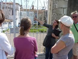 Les balades de Priscilla, guide conférencière