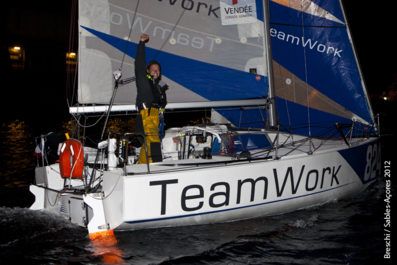 La navigatrice suisse a coupé la ligne à 23 h 48mn 26s La navigatrice suisse a coupé la ligne à 23 h 48mn 26s