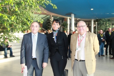 De gauche à droite : Serge Ruchaud, président de la FVMF, Nathalie Batelli, Directeur du CDT Vendée, Jean-Yves Le Louët, Président national