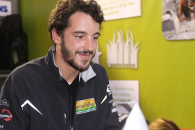 Le meilleur départ pour Louis Burton avec Bureau Vallée Le meilleur départ pour Louis Burton avec Bureau Vallée