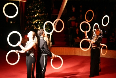 La troupe du cirque Micheletty La troupe du cirque Micheletty