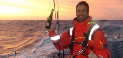 Les leaders actuels du Vendée Globe, François Gabart (Macif) et Armel Le Cléac'h (Banque Populaire) sont attendus au Cap Horn mardi 1er janvier entre 19h et minuit (heure française). Les leaders actuels du Vendée Globe, François Gabart (Macif) et Armel Le Cléac'h (Banque Populaire) sont attendus au Cap Horn mardi 1er janvier entre 19h et minuit (heure française).