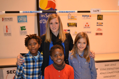 Au centre :  Sandra Jacmaire Au centre :  Sandra Jacmaire