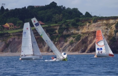 Transgascogne : Qui des extrémistes ou des centristes...? Transgascogne : Qui des extrémistes ou des centristes...?