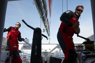 Jérémie Beyou et Christopher Pratt à bord du monocoque Maître CoQ