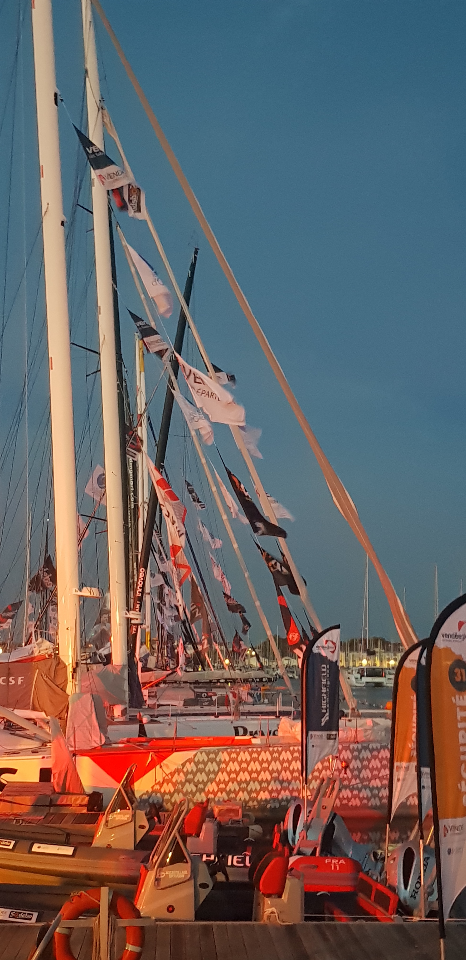 Monsieur le Président de la République Monsieur le Président de la République