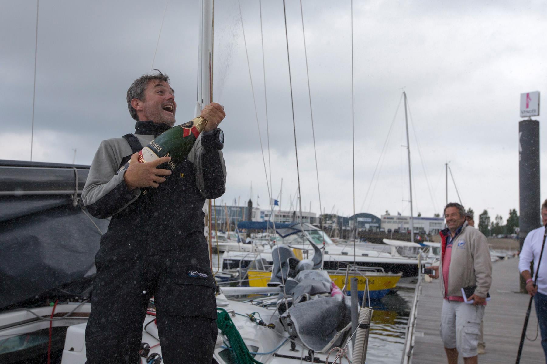 Solitaire du Figaro: Gildas Mahé premier de l'étape Solitaire du Figaro: Gildas Mahé premier de l'étape
