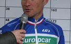 Duels entre le cycliste Thomas Voeckler et le jockey Eric Raffin sur l'hippodrome des Sables d'Olonne le 17 août