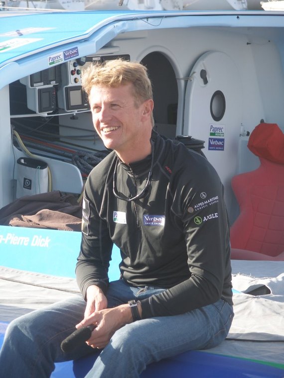 Vendée Globe : Jean Pierre Dick mène la course  