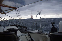 Le skipper de Generali très largement réconforté par la présence à ses côtés de Marc Guillemot a pu correspondre avec son alter ego