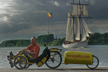 Les Sables d'Olonne : dédicace d'Alain Guillou Les Sables d'Olonne : dédicace d'Alain Guillou