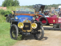 Télé Vend'Ouest - Zoom express du mardi 23 mai 2017 : 50ème anniversaire du Musée de l'Automobile de Talmont Saint-Hilaire. Télé Vend'Ouest - Zoom express du mardi 23 mai 2017 : 50ème anniversaire du Musée de l'Automobile de Talmont Saint-Hilaire.