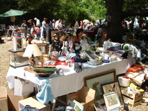 La saison des vides-greniers est là : il y en a plus de 20 ce week-end en Vendée. La saison des vides-greniers est là : il y en a plus de 20 ce week-end en Vendée.