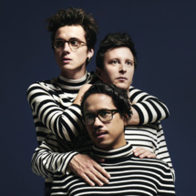 Concert Festival La Déferlante « Radio Elvis » - jardin du Tribunal – 22h15 Concert Festival La Déferlante « Radio Elvis » - jardin du Tribunal – 22h15