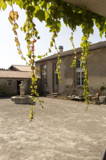 Zoom express sur les Gîtes de l'École à Talmont Saint-Hilaire avec Tv 3 Provinces Zoom express sur les Gîtes de l'École à Talmont Saint-Hilaire avec Tv 3 Provinces