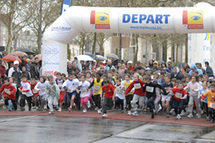 Départ de La bicentenaire 2010 le dimanche 28 mars à la Roche-sur-Yon Départ de La bicentenaire 2010 le dimanche 28 mars à la Roche-sur-Yon