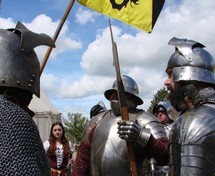 3° rassemblement européen des Compagnies médiévales au Château de Saint-Mesmin dimanche 25 avril de 14h00 à 18h00