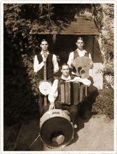 La Flocellière: Festival "Chantez Guinguettes" le samedi 28 août à 21h00 La Flocellière: Festival "Chantez Guinguettes" le samedi 28 août à 21h00