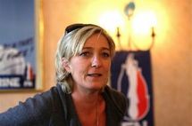 Marine Le Pen chez Ruquier le 18 février