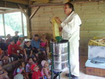 La Folie de Finfarine fête le miel les 22 et 23 août La Folie de Finfarine fête le miel les 22 et 23 août