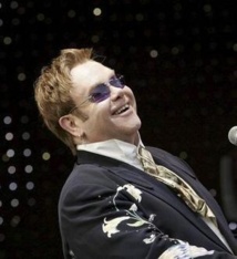 La 27ème édition du Festival de Poupet accueillera, entre autres, sir Elton John et David Guetta La 27ème édition du Festival de Poupet accueillera, entre autres, sir Elton John et David Guetta