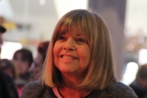 200 Personnes retournent en enfance grâce à Chantal GOYA .