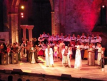 La Belle Hélène : l'histoire de la princesse et de son prince dans un univers d'une irrésistible drôlerie. C'est aujourd'hui et demain à l'abbaye 21h. La Belle Hélène : l'histoire de la princesse et de son prince dans un univers d'une irrésistible drôlerie. C'est aujourd'hui et demain à l'abbaye 21h.