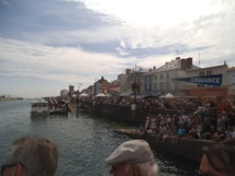 La Commune Libre de la Chaume organise les 11 et 12 septembre 2015 aux Sables d’Olonne dans le quartier de la Chaume la 8ème édition 2015 de ‘La Grande Bordée’. La Commune Libre de la Chaume organise les 11 et 12 septembre 2015 aux Sables d’Olonne dans le quartier de la Chaume la 8ème édition 2015 de ‘La Grande Bordée’.