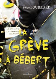 « La Grève à Bebert est un roman qui retrace, de façon assez humoristique, une grève de facteurs dans une petite ville côtière du nord-ouest de la France. »