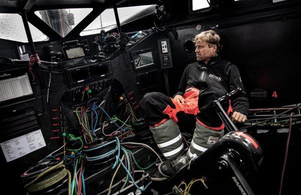 Le navigateur britannique Alex Thomson se retire de la course au large pour se consacrer à la nouvelle génération
