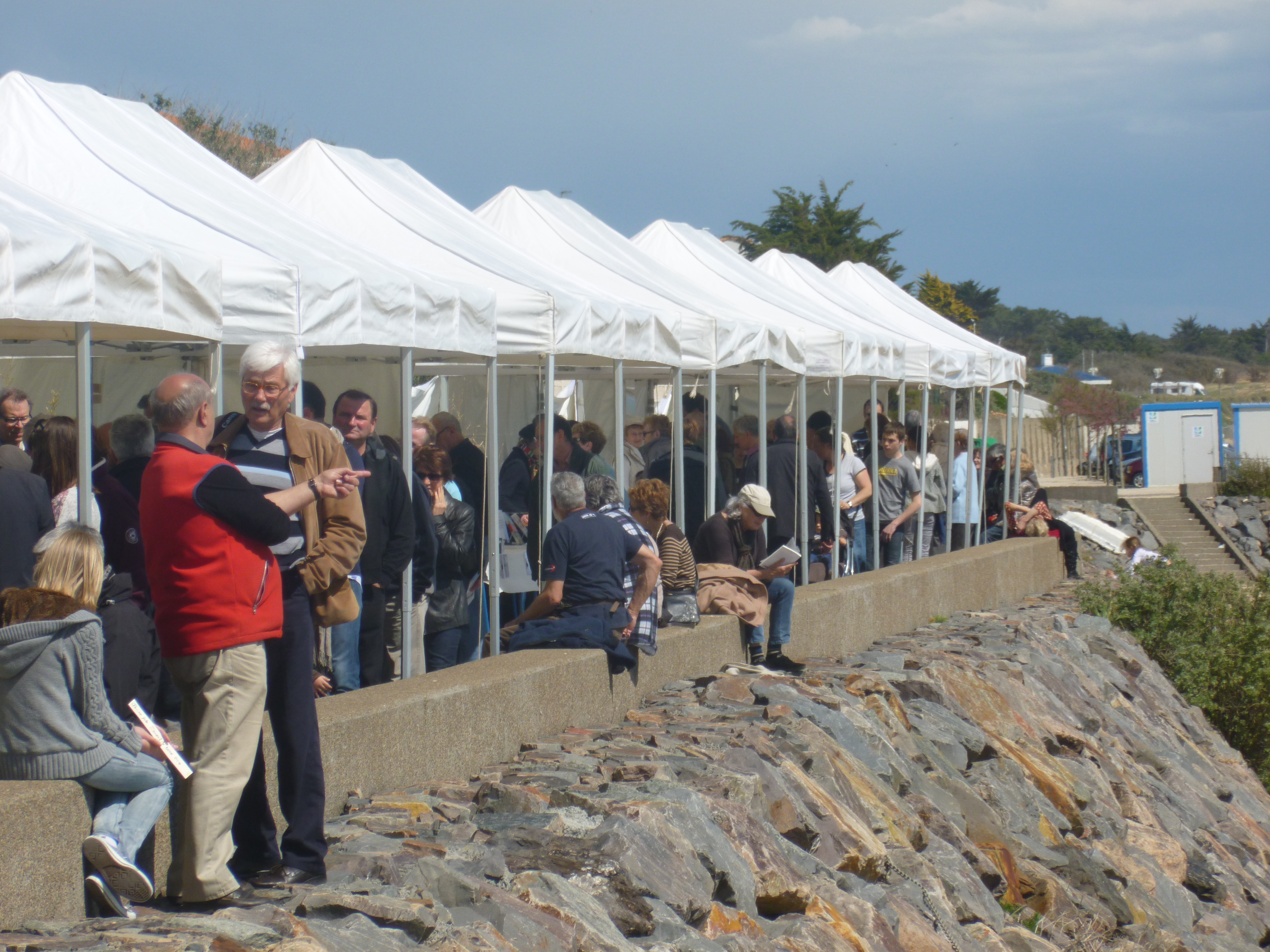 Jard-sur-Mer accueille la journée des écrivains le jeudi 1° mai à partir de 10h00