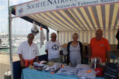 Louis Trichet (2° à partir de la gauche) accompagnait toutes les manifestations de la SNSM ici lors de la Journée sécurité de juillet 2012.