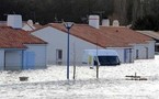 Tempête Xynthia:  400 personnes contre les "zones noires"