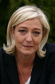 C’est la première fois que Marine Le Pen (43 ans) se présente à l’élection présidentielle C’est la première fois que Marine Le Pen (43 ans) se présente à l’élection présidentielle