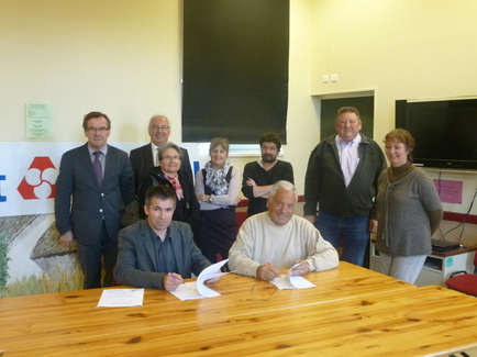 Le Crédit Mutuel renouvelle son partenariat avec Centre Socioculturel Le Crédit Mutuel renouvelle son partenariat avec Centre Socioculturel