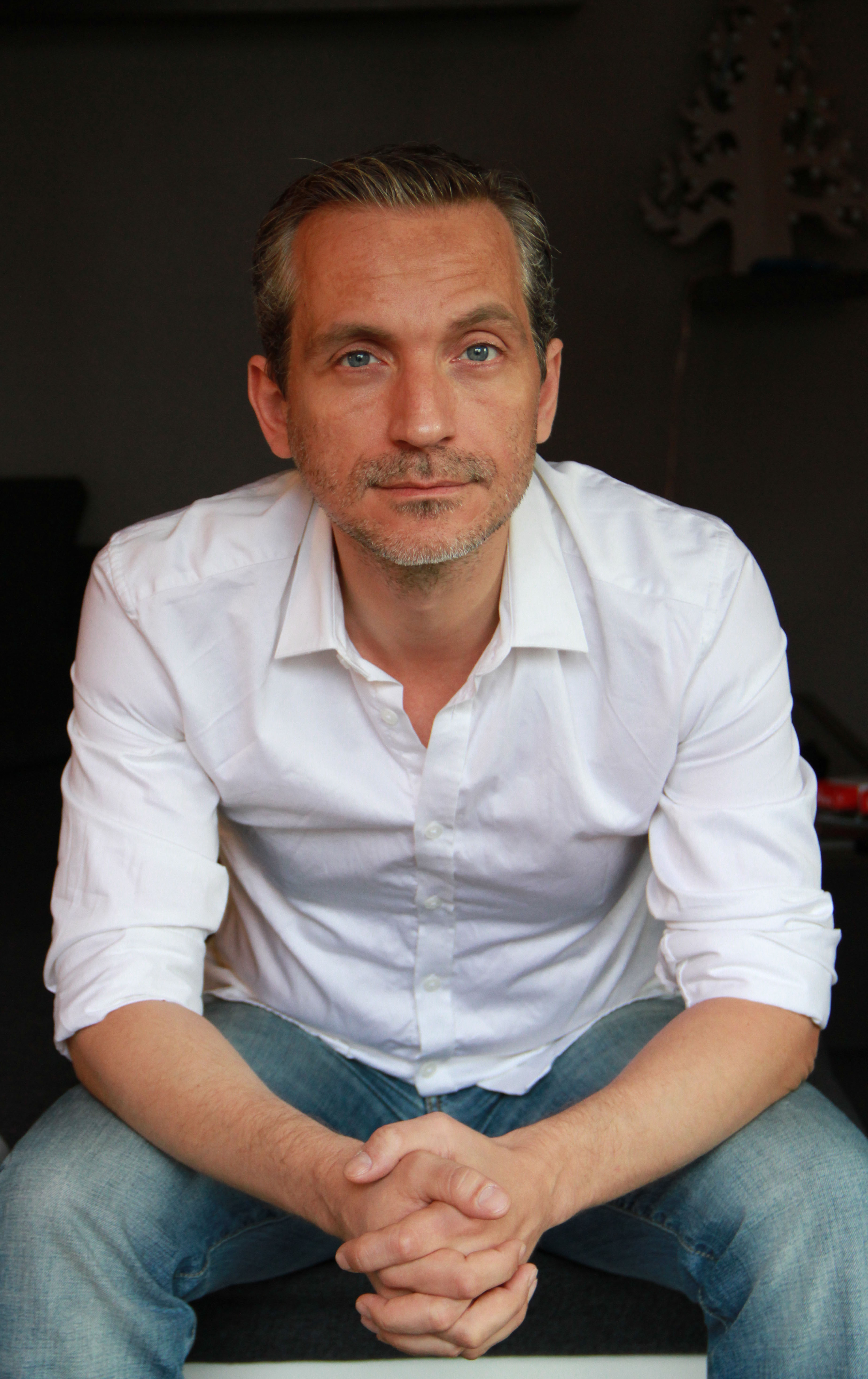 Olivier Norek parle dans ses romans de situations vécues personnellement Olivier Norek parle dans ses romans de situations vécues personnellement