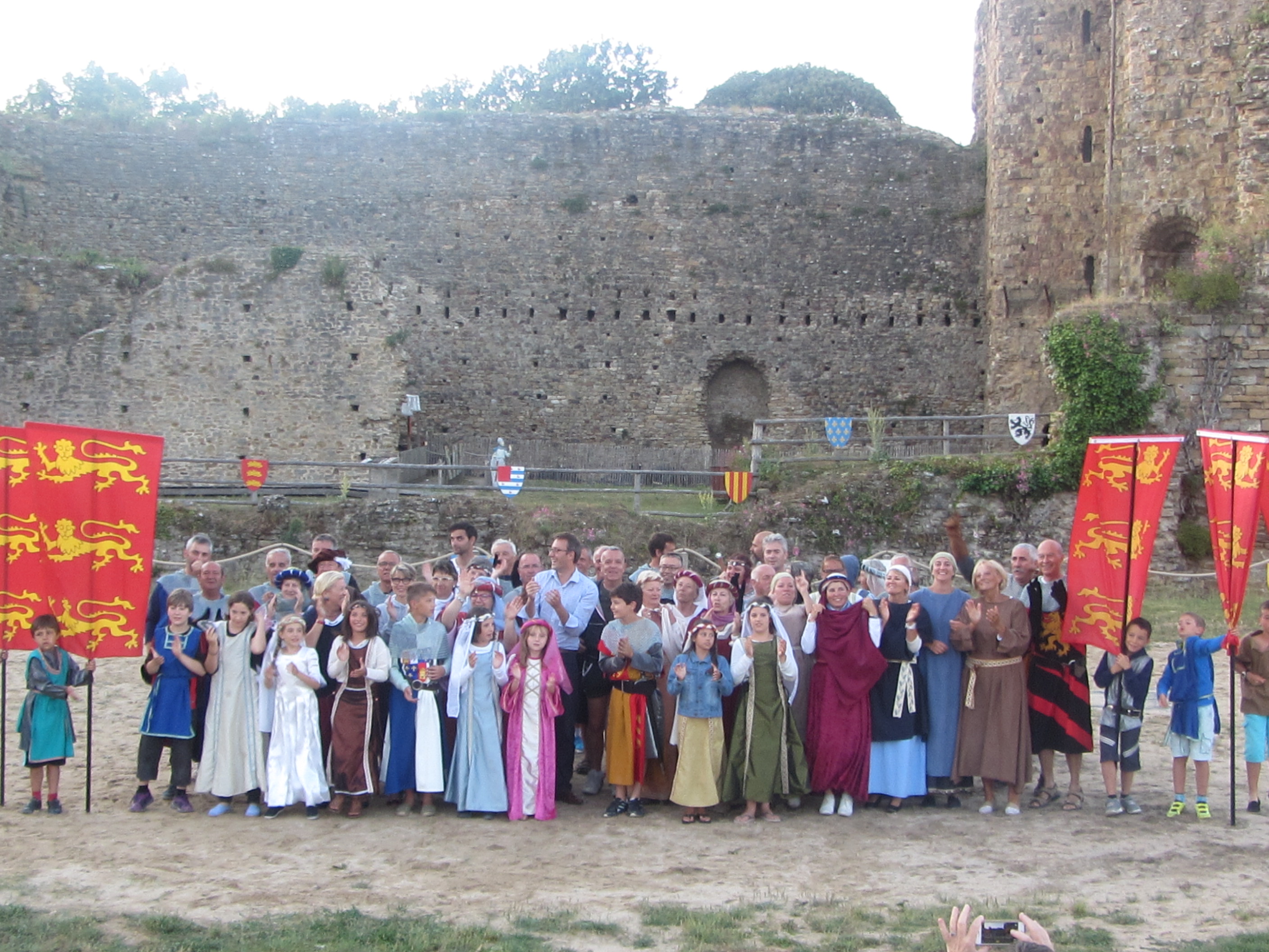 Château : plus de 70 bénévoles sur le nouveau spectacle